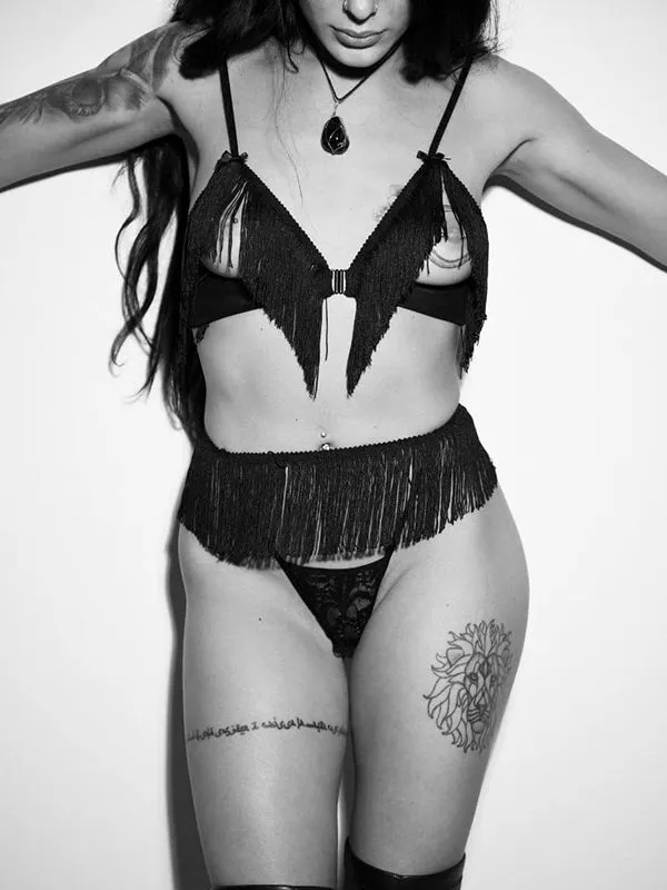 Эротическое стринги с бахромой mambo в Симферополе