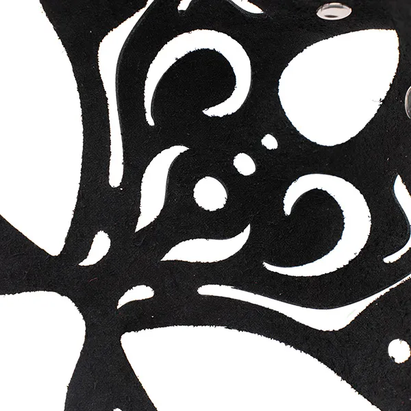 маска с вырезанными узорами с ушками зайки в Симферополе