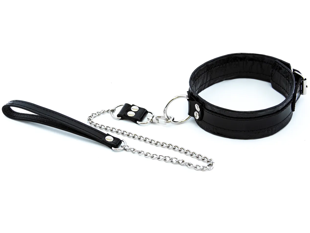 ошейник из черной лаковой кожи с поводком-цепью в Симферополе
