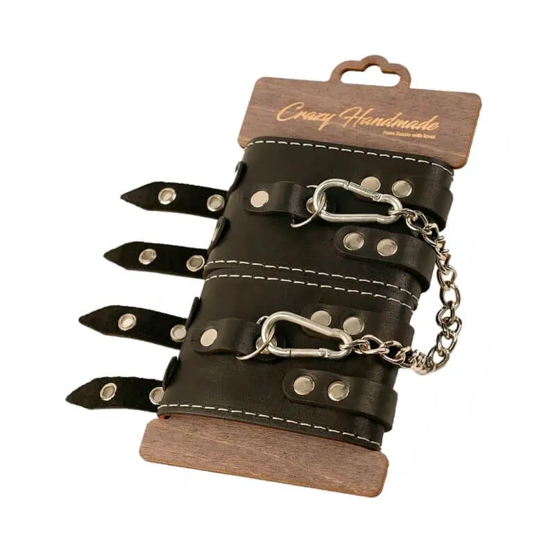 Оковы PinkRabbit с двумя ремнями и красной подкладкой, черные