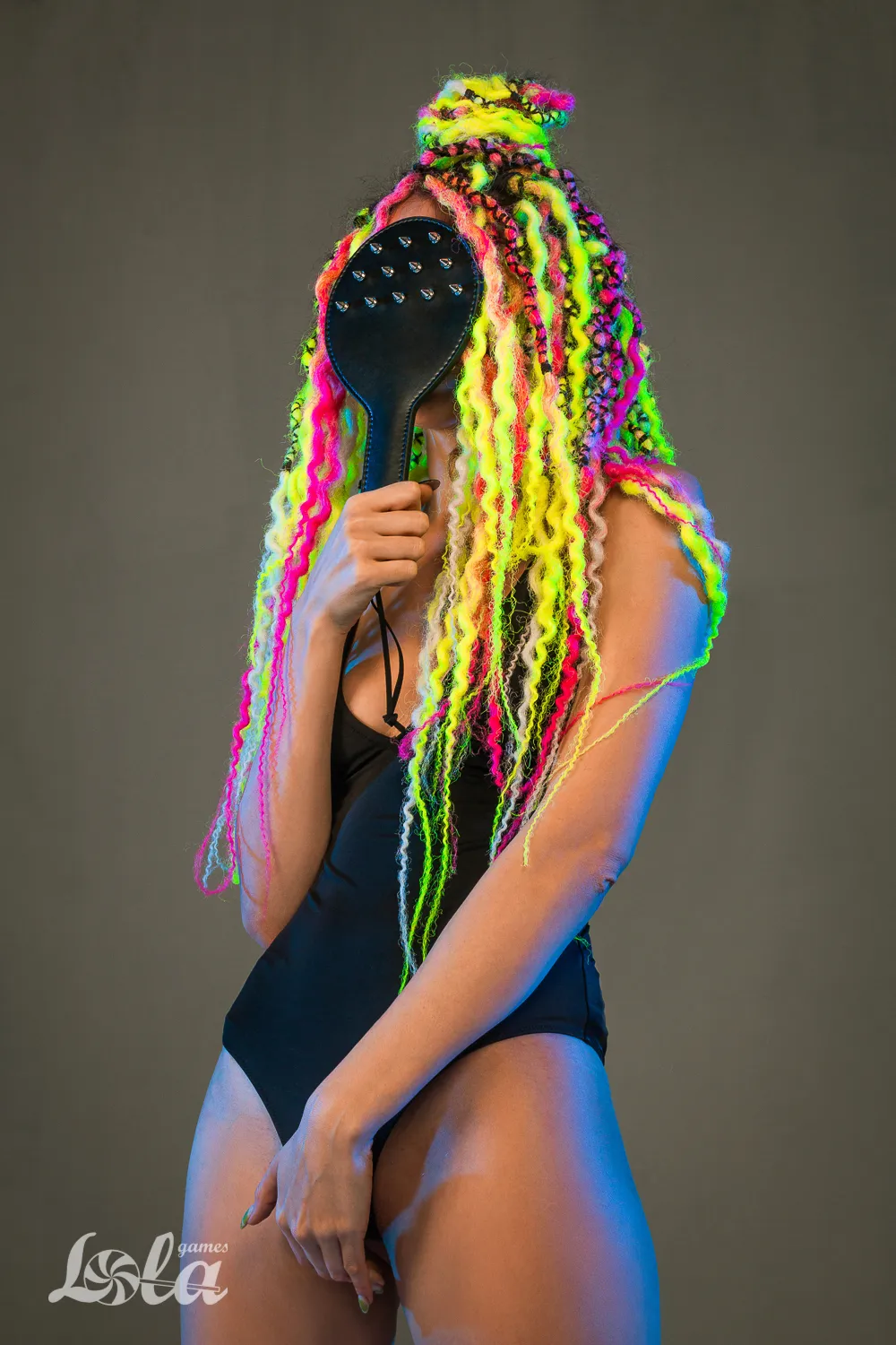 шлепалка party hard barb 1127-01lola в Симферополе