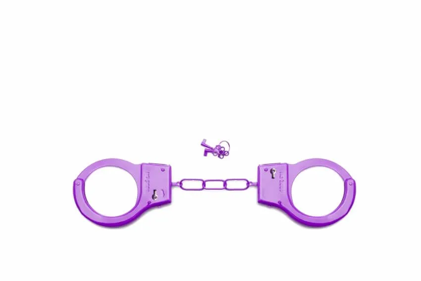 наручники декоративные shots media metal handcuffs, фиолетовые в Симферополе