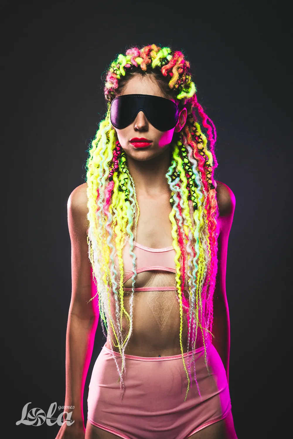 маска party hard shy black 1141-03lola в Симферополе