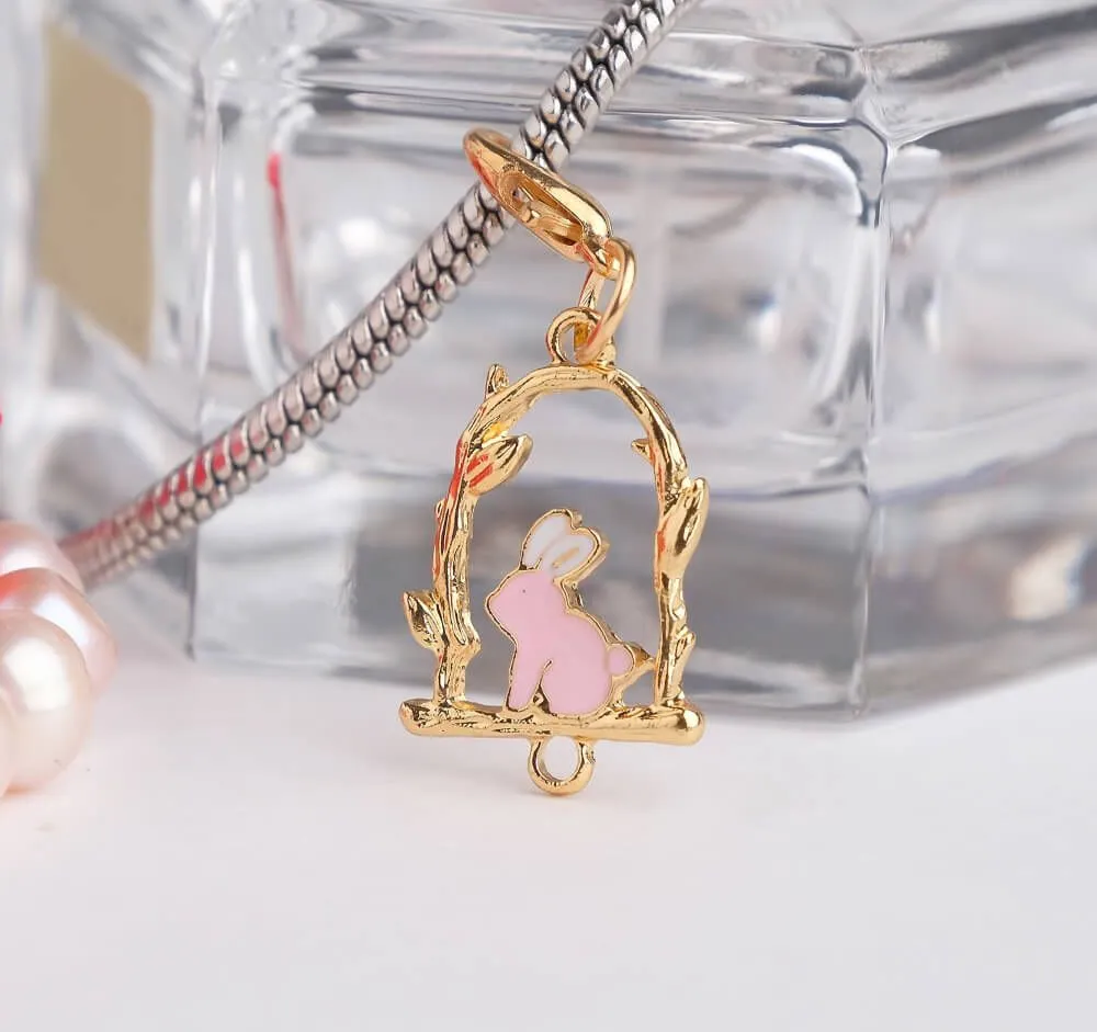 Шарм Сима Ленд Queen fair Кролик, бело-розовый в золоте