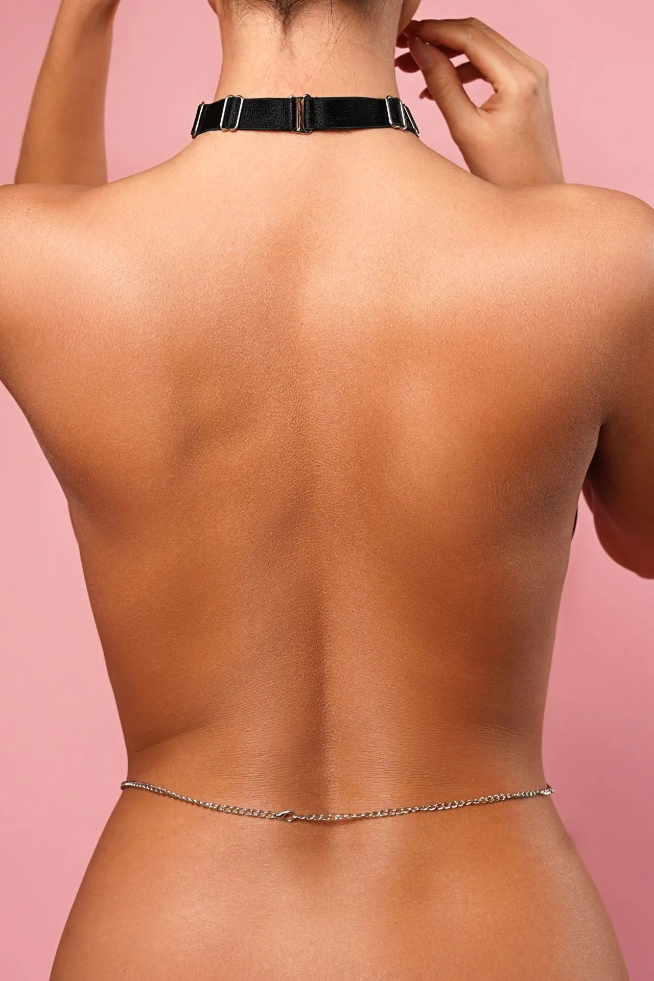 Эротическое чокер с декоративными цепочками в едином размере (xs-l) в Симферополе