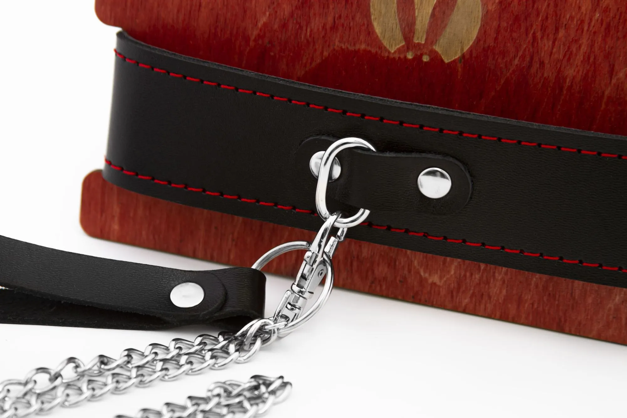 ошейник pinkrabbit двухслойный, с красной строчкой в Симферополе