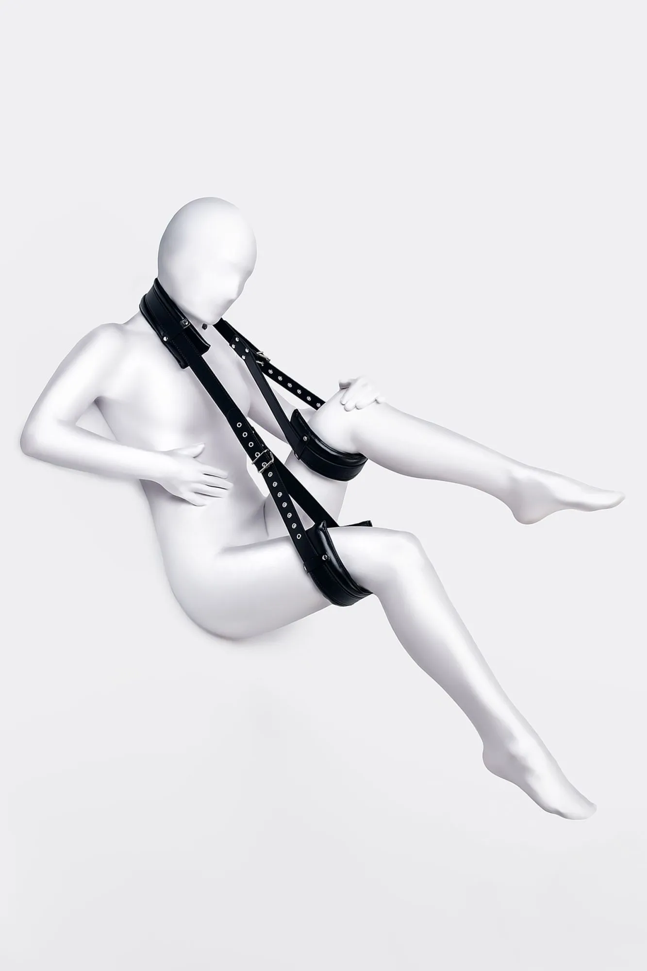 стропа фиксирующая anonymo, pu кожа, черная, 145 см в Симферополе