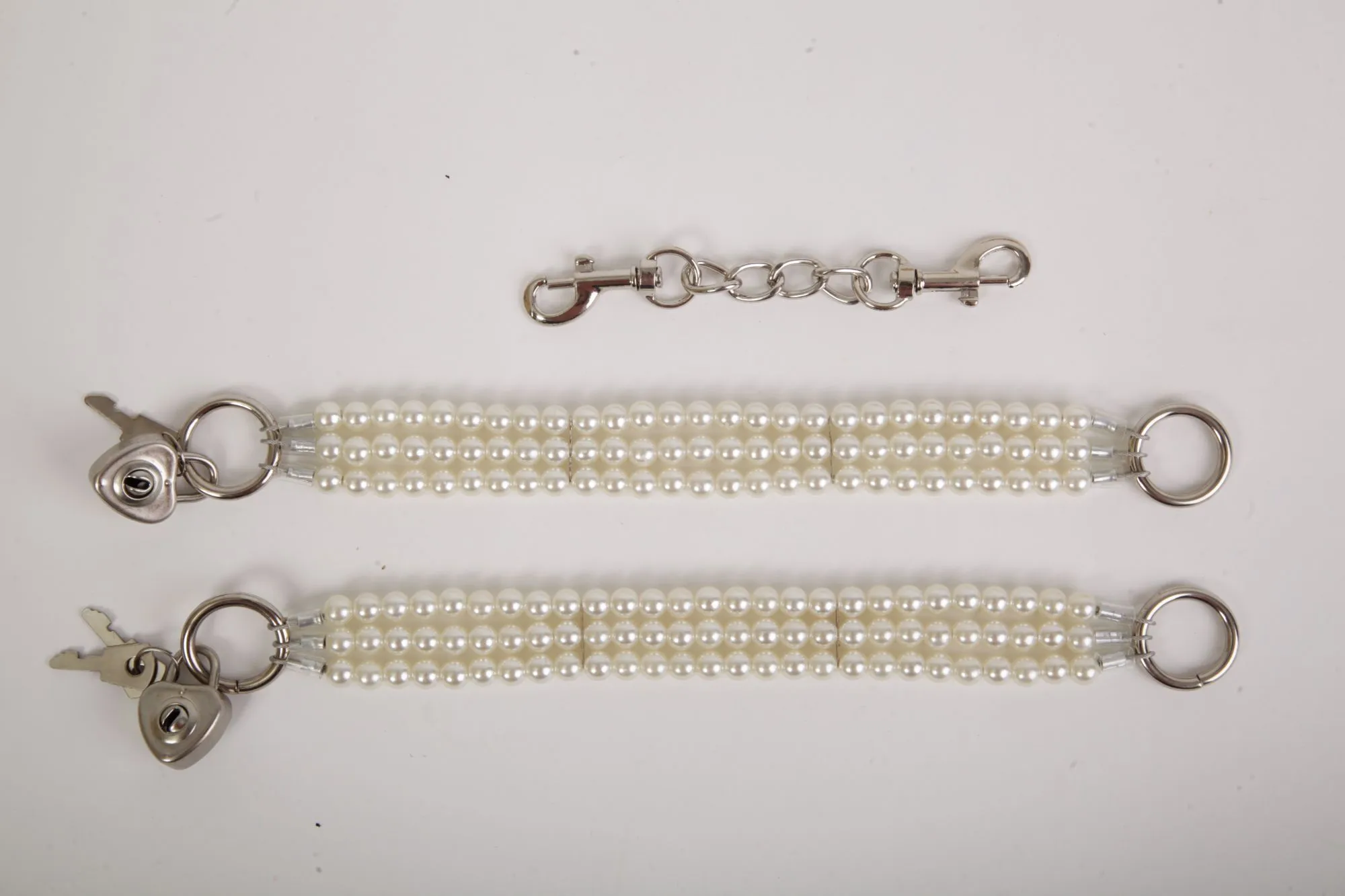 наножники жемчужные белые 47500-2-mm в Симферополе