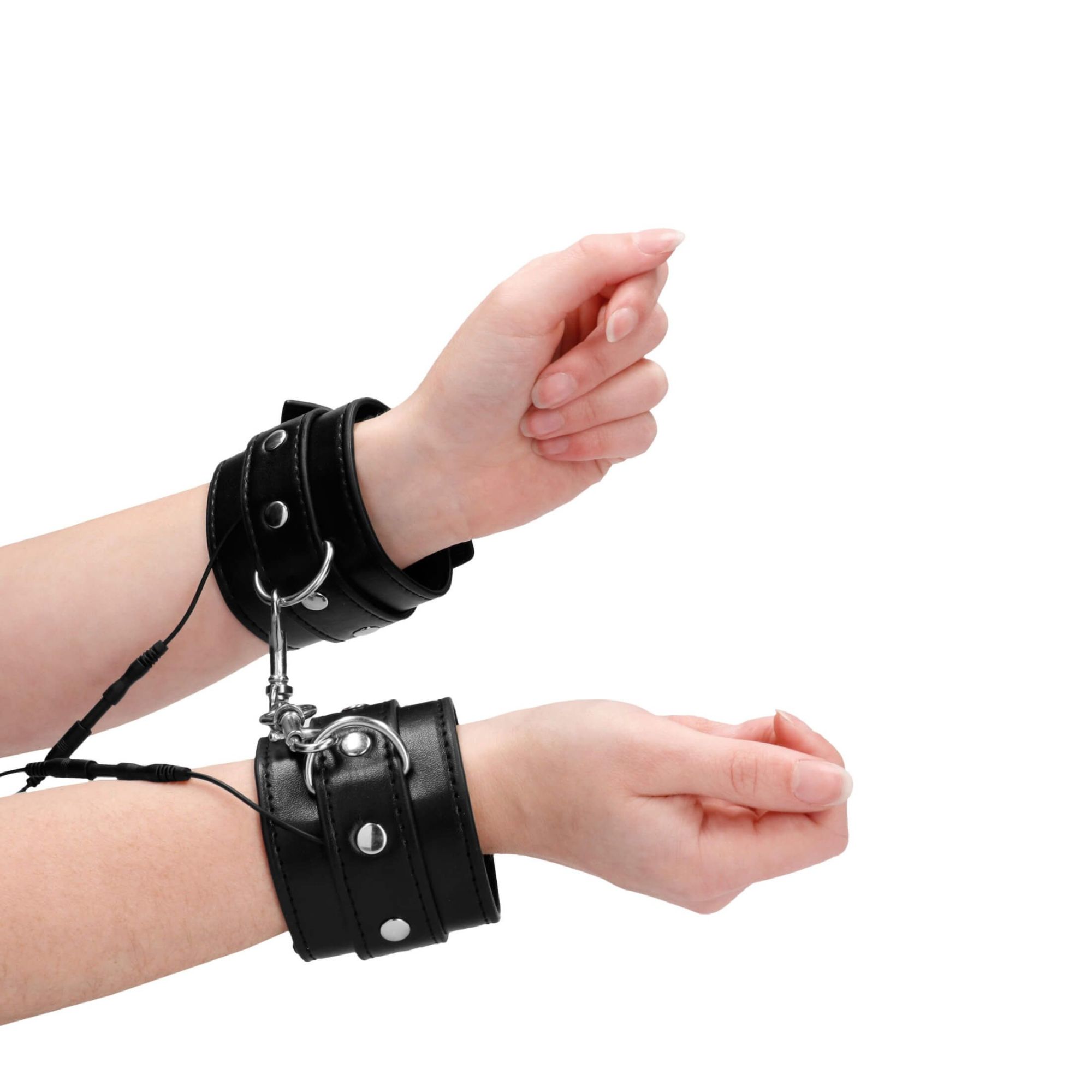 наручники декоративные с электростимуляцией shots media electroshock electro handcuffs, черные в Симферополе