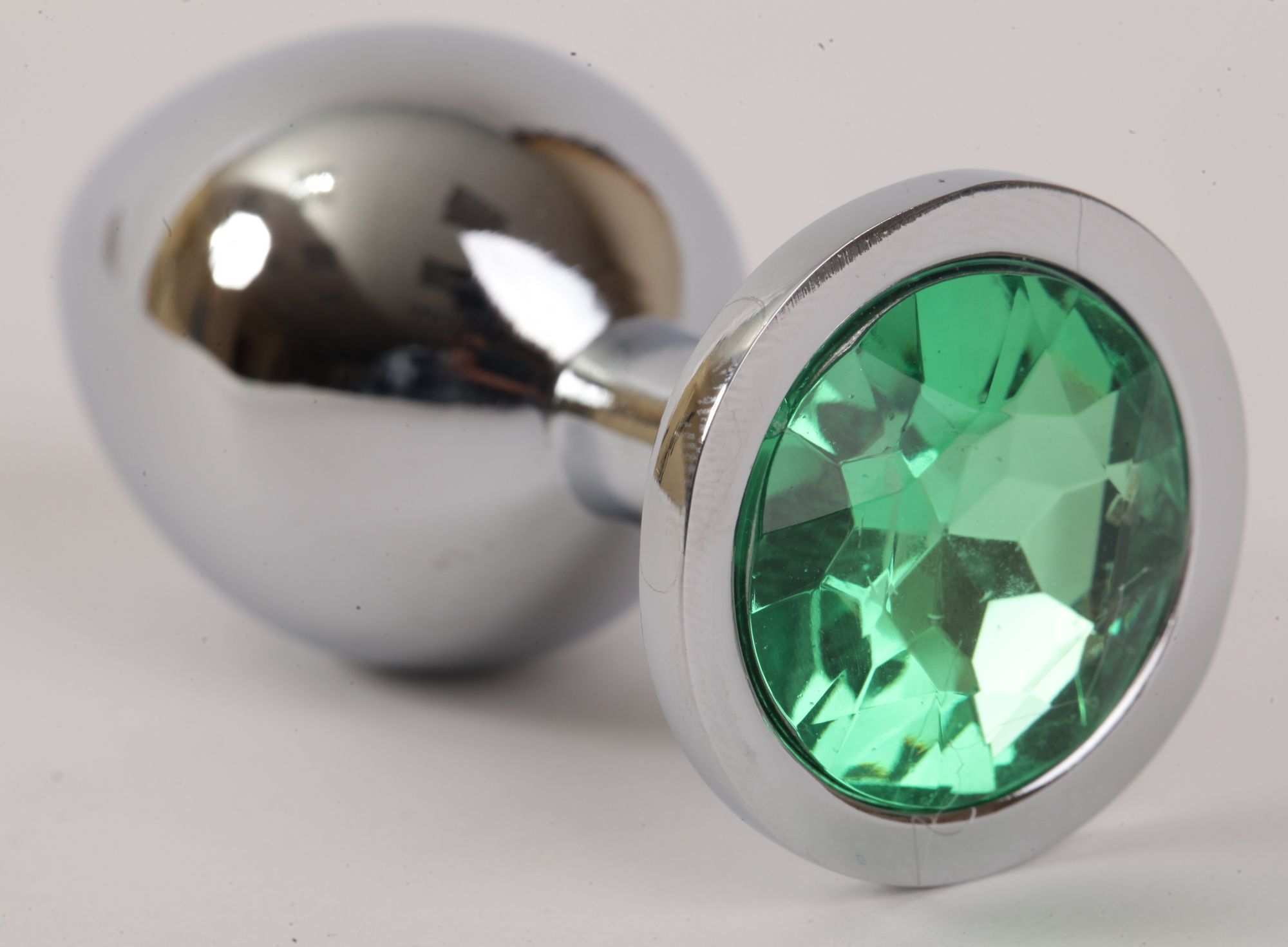анальная пробка серебряная с зеленым кристаллом 9,5х4см 47046-2-mm в Симферополе
